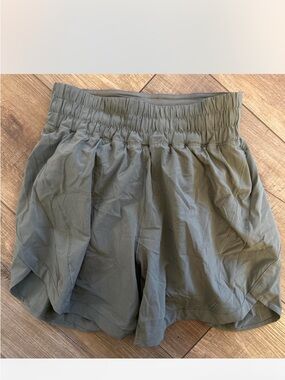 lululemon athletica Olive Green Elastic-Waist Athletic Shorts